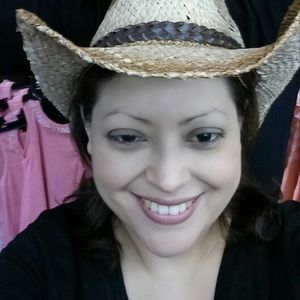 Meet your Posher, Sonia